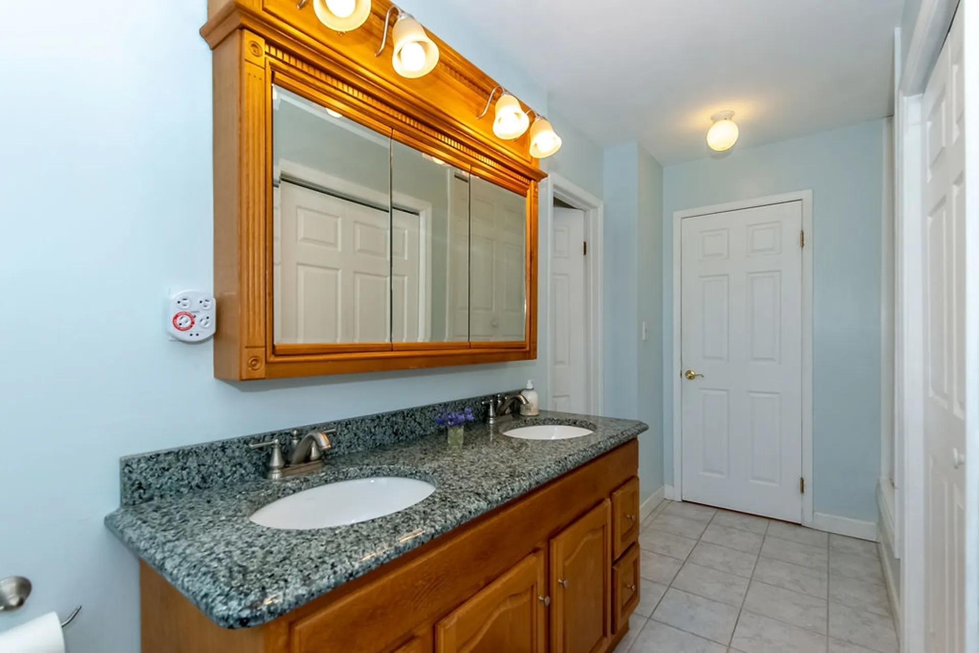 32 Rockrimmon Road Kingston NH 03848
