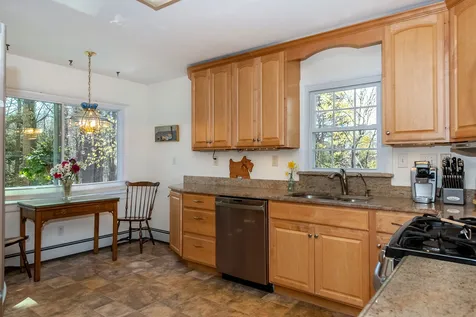 32 Rockrimmon Road Kingston NH 03848