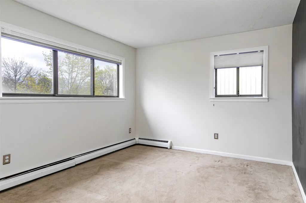 24 Arlington Green South Burlington VT 05403