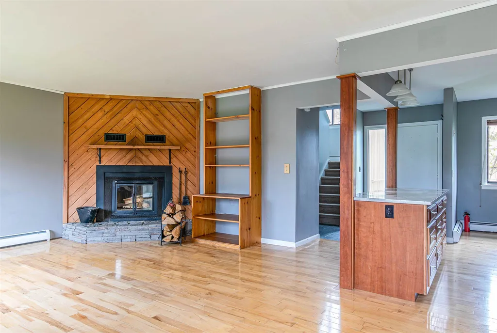 24 Arlington Green South Burlington VT 05403