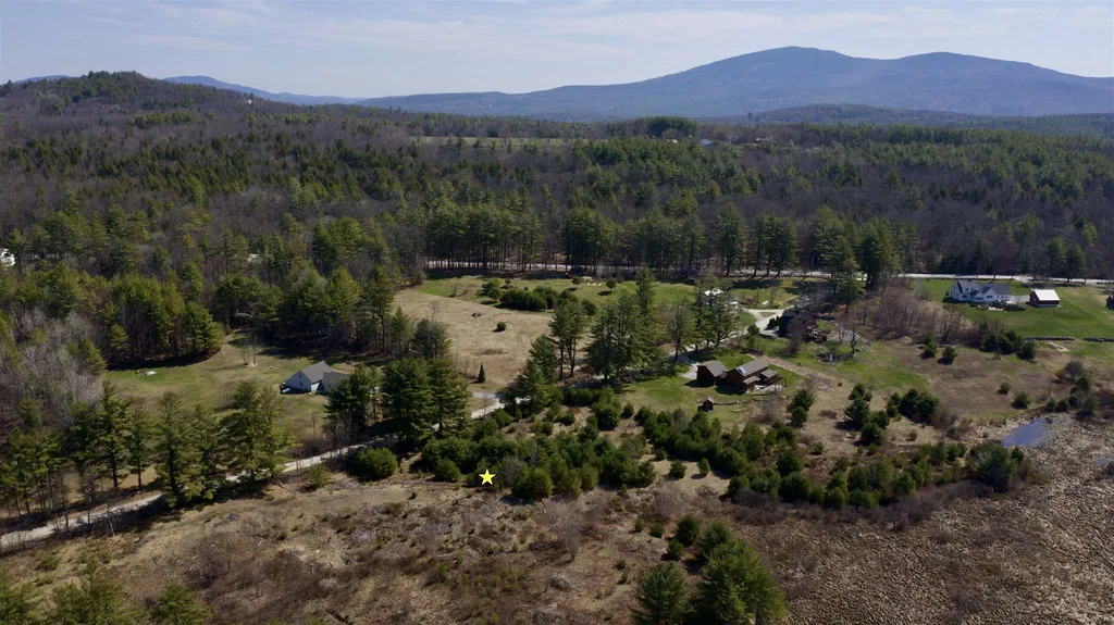 39 Felch Road Sutton NH 03260