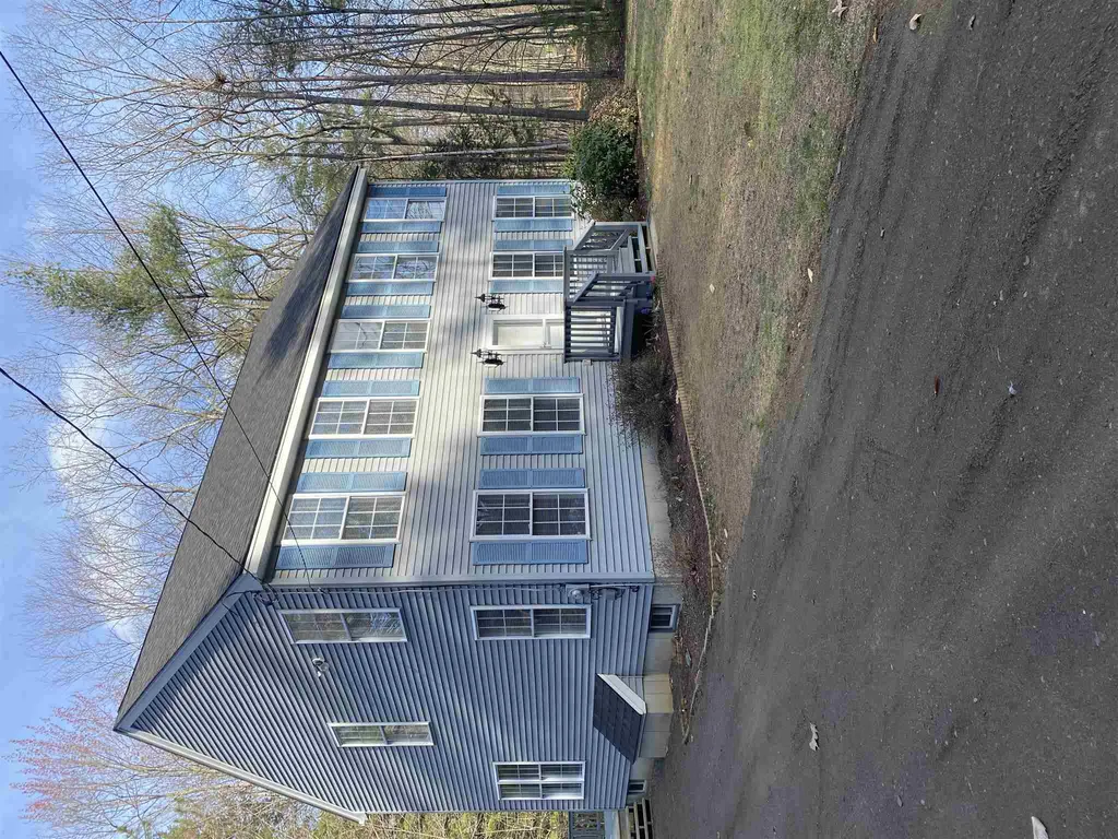 44 Depot Road Epping NH 03042