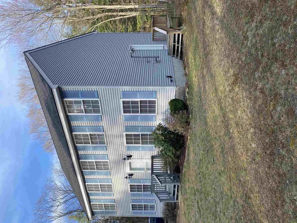 44 Depot Road Epping NH 03042
