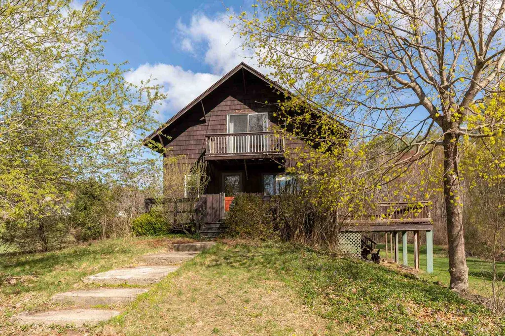 27 Michael Bennett Road Brentwood NH 03833