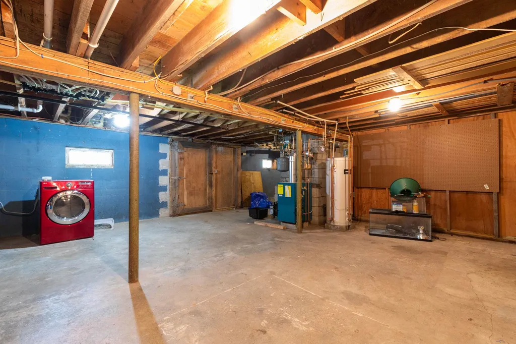 27 Michael Bennett Road Brentwood NH 03833