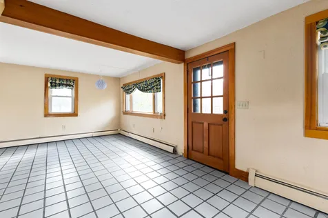 27 Michael Bennett Road Brentwood NH 03833