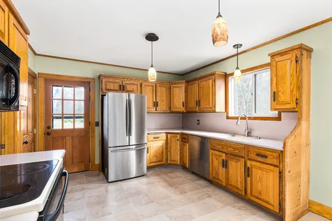 27 Michael Bennett Road Brentwood NH 03833
