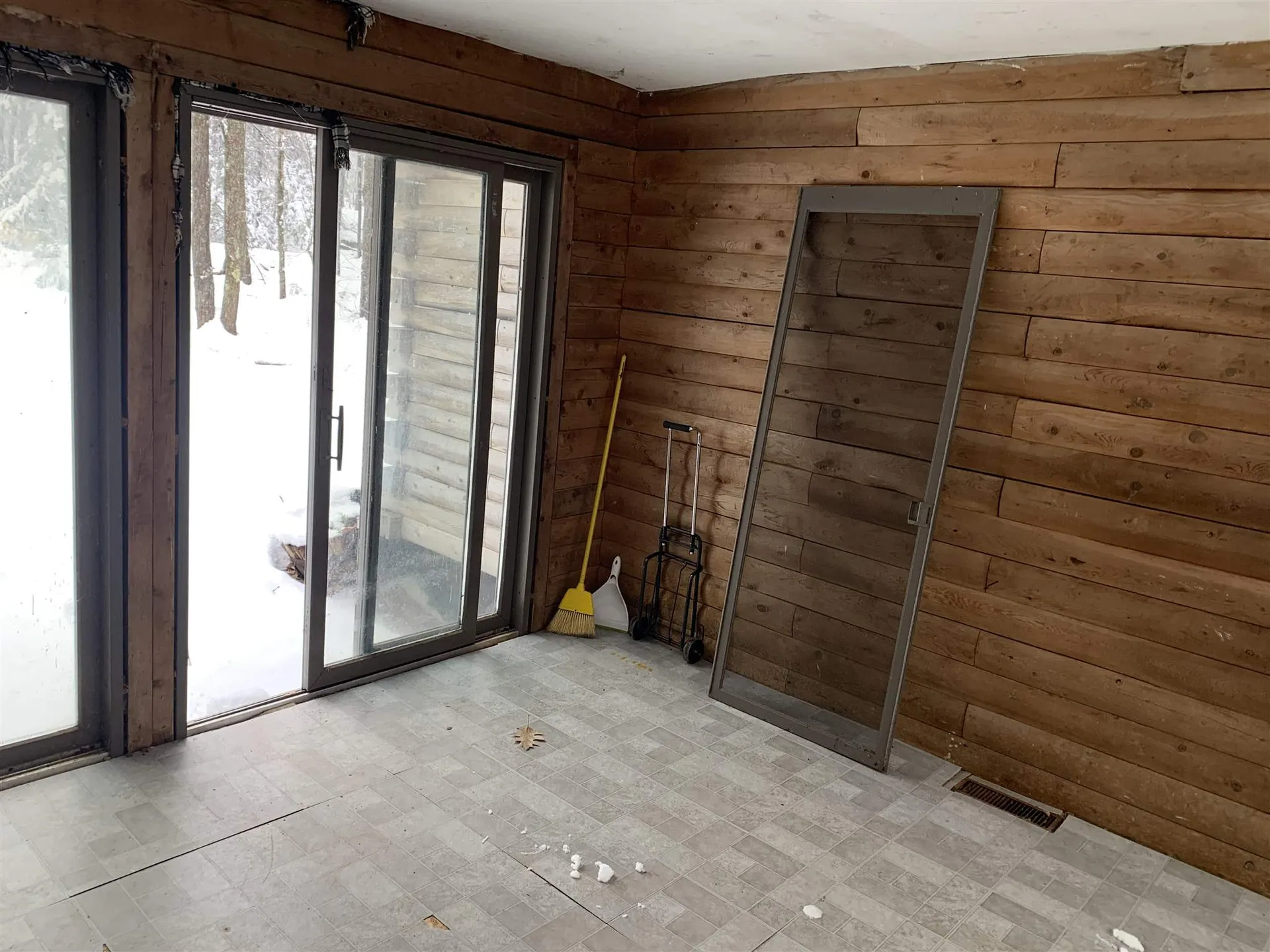 77 Mackey Road Troy NH 03465