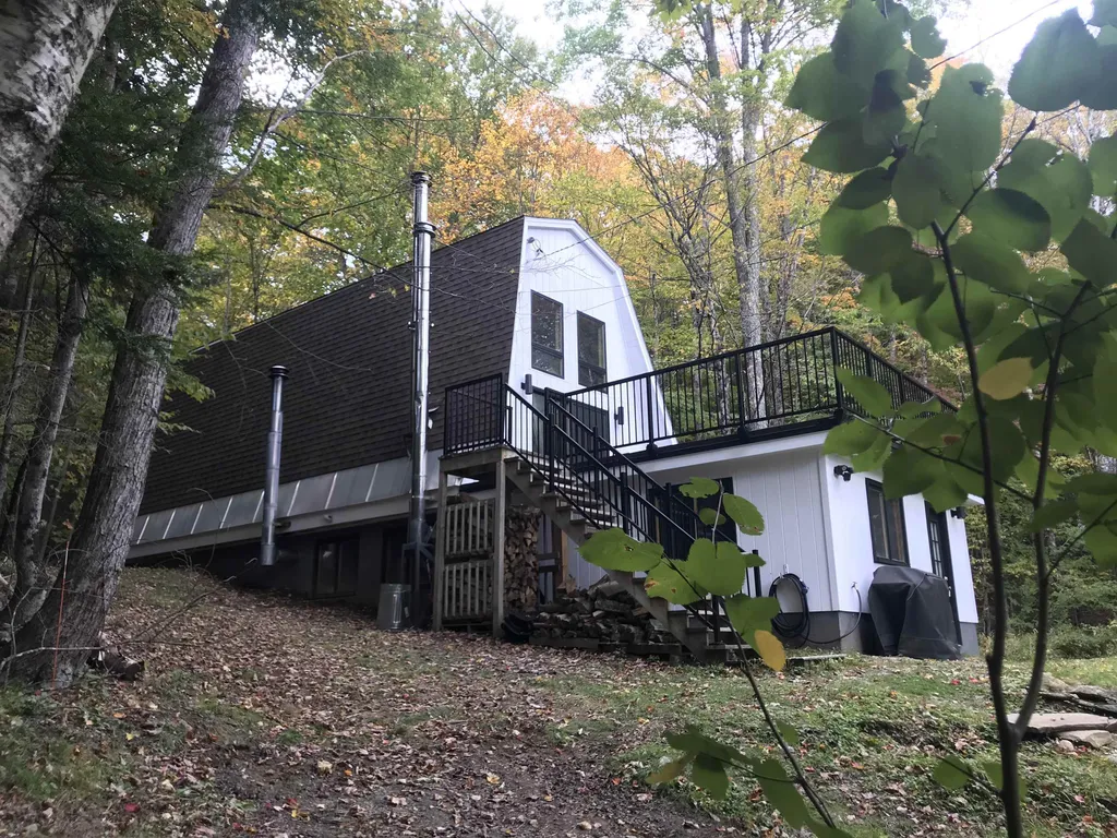 47 Low Land Loop Wilmington VT 05363