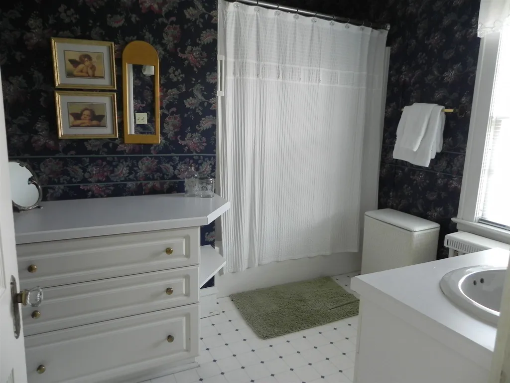 2 Park Avenue Essex Junction VT 05452
