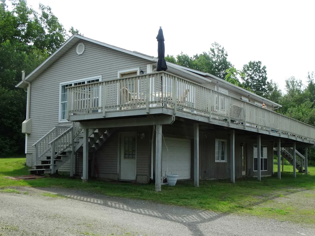 813 Belle Vista Road Jay VT 05859