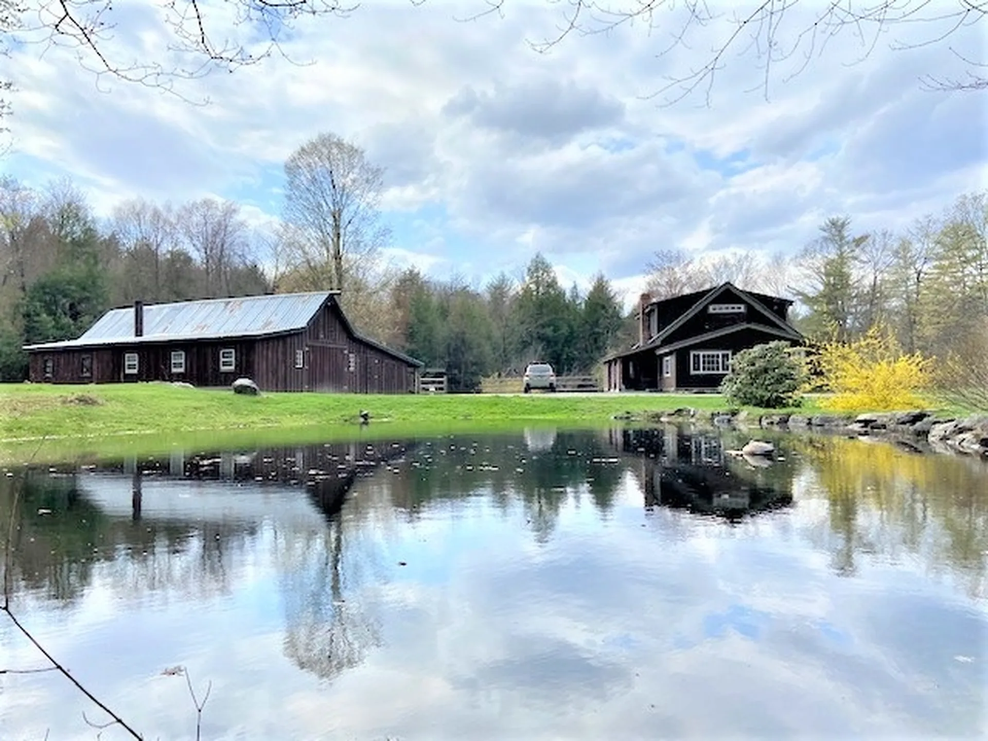 528 Old Acworth Stage Road Charlestown NH 03603