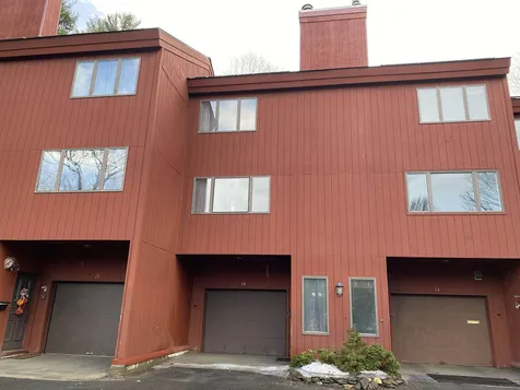 15 Evergreen Lane Brattleboro VT 05301