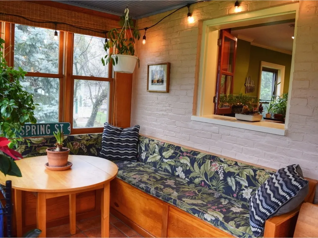 163 Malletts Bay Avenue Winooski VT 05404