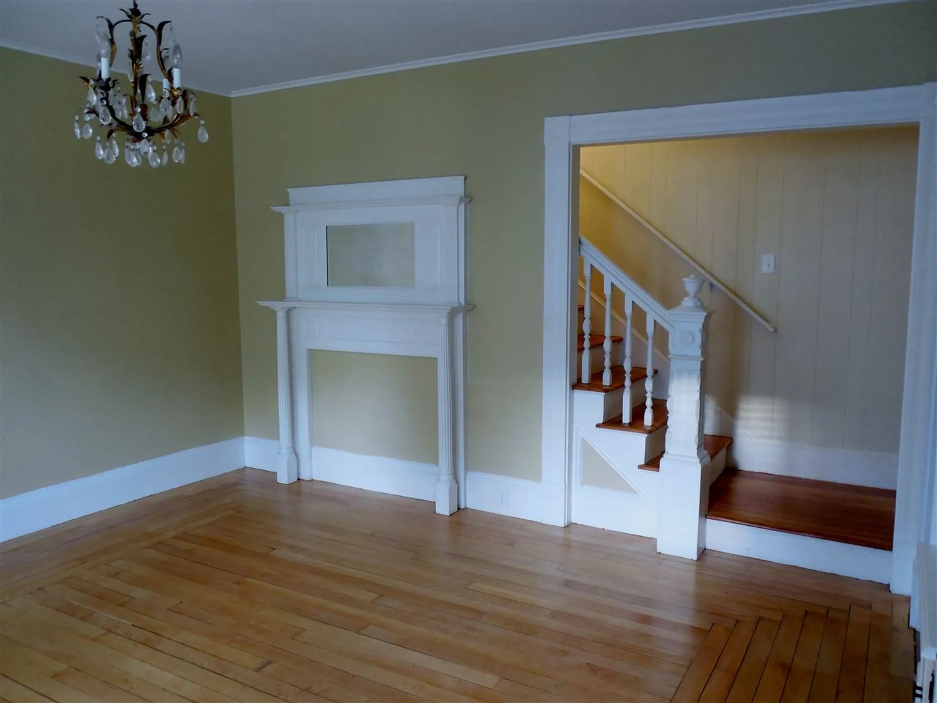 108 Brook Street Manchester NH 03104