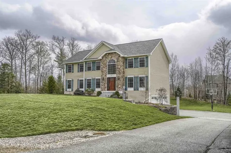 42 Homestead Lane Brentwood NH 03833