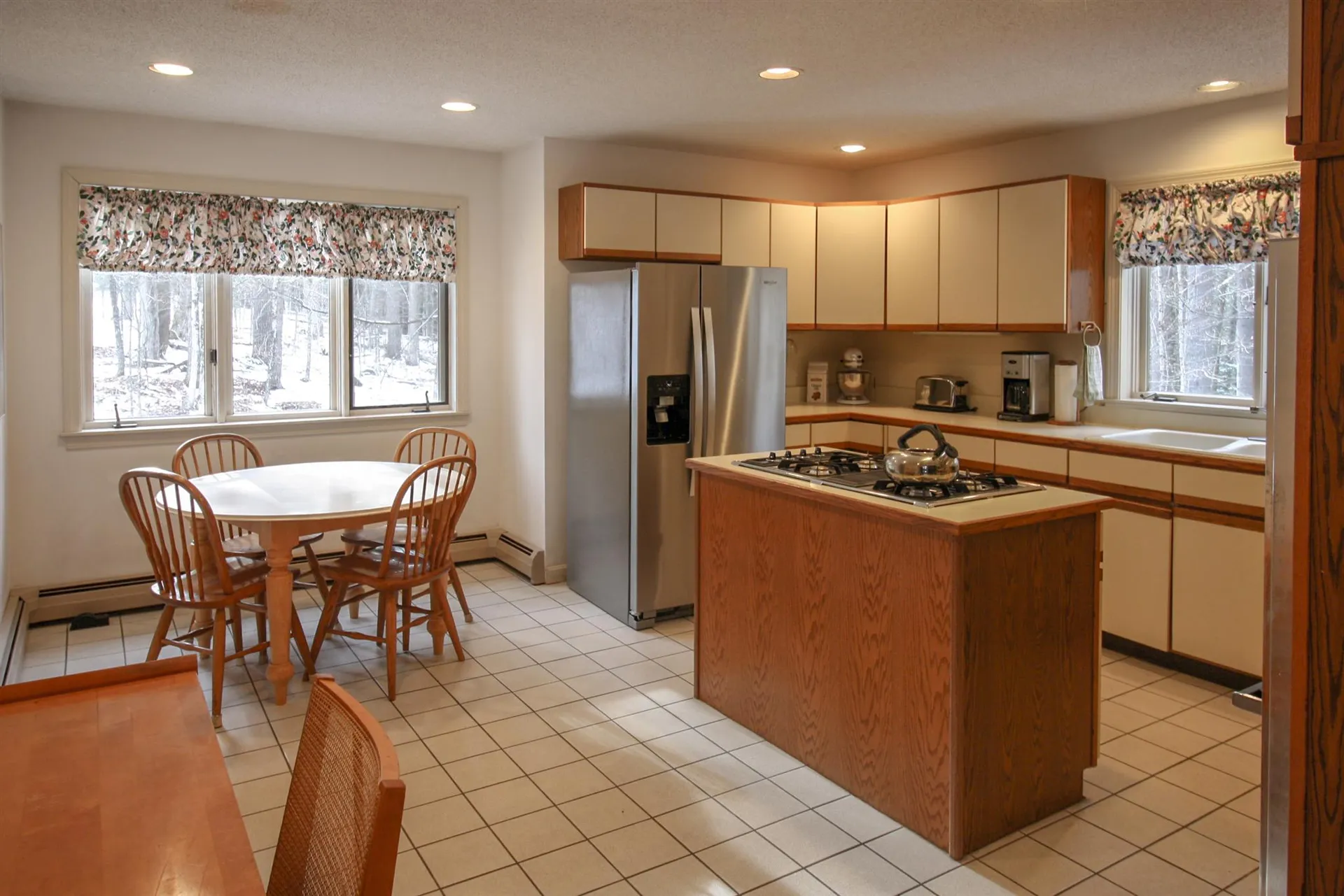 85 Fox Lane Hartford VT 05059