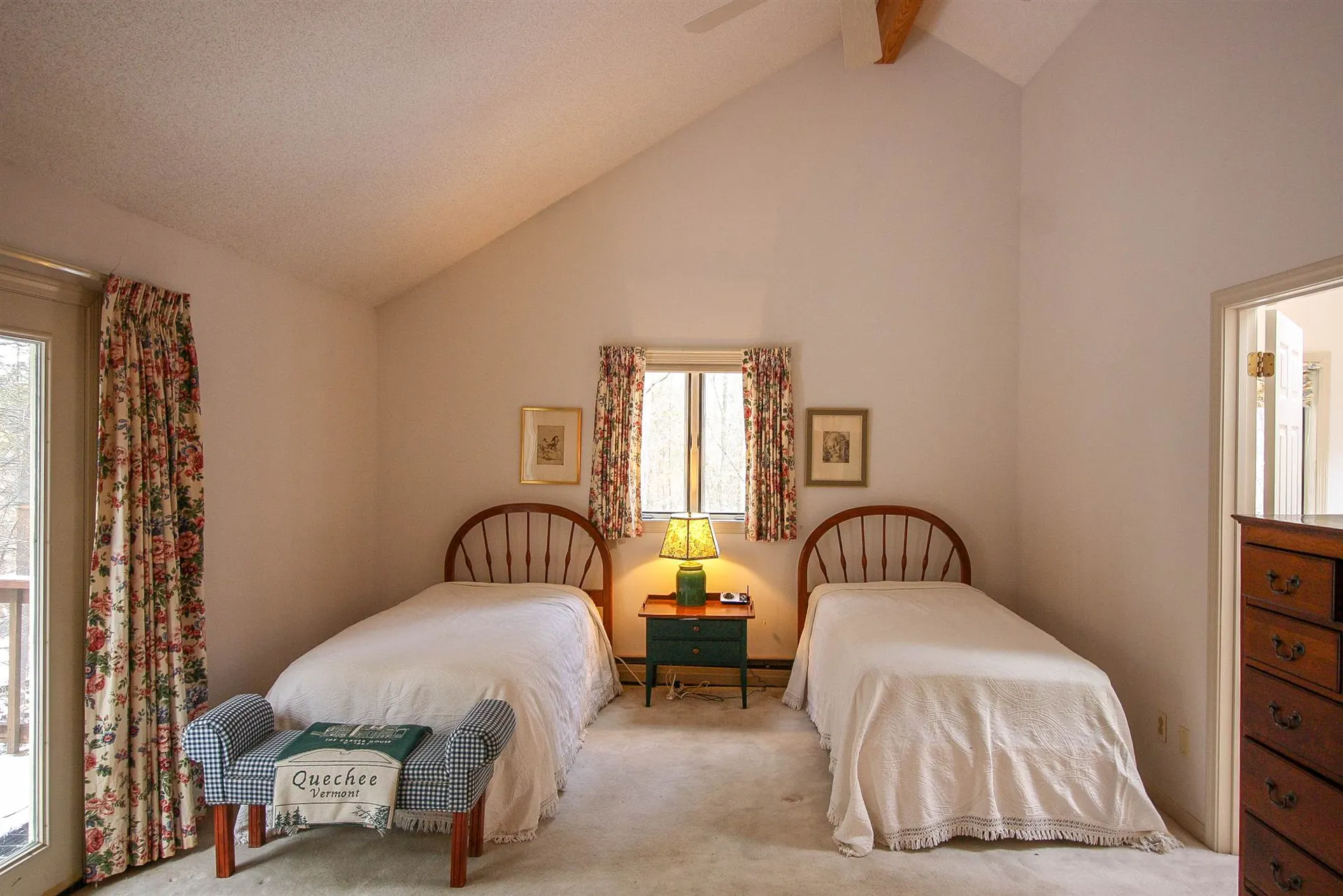 85 Fox Lane Hartford VT 05059