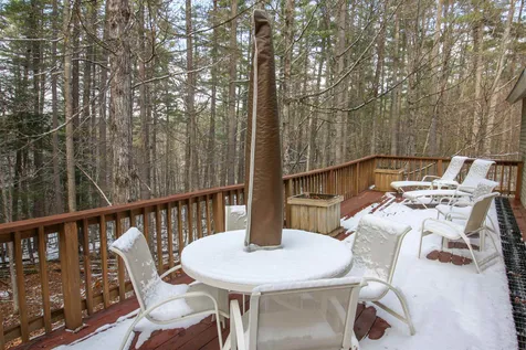 85 Fox Lane Hartford VT 05059