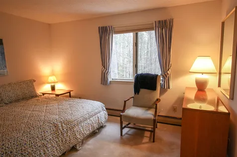 85 Fox Lane Hartford VT 05059