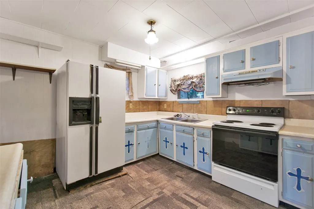 162 West Street Essex VT 05452
