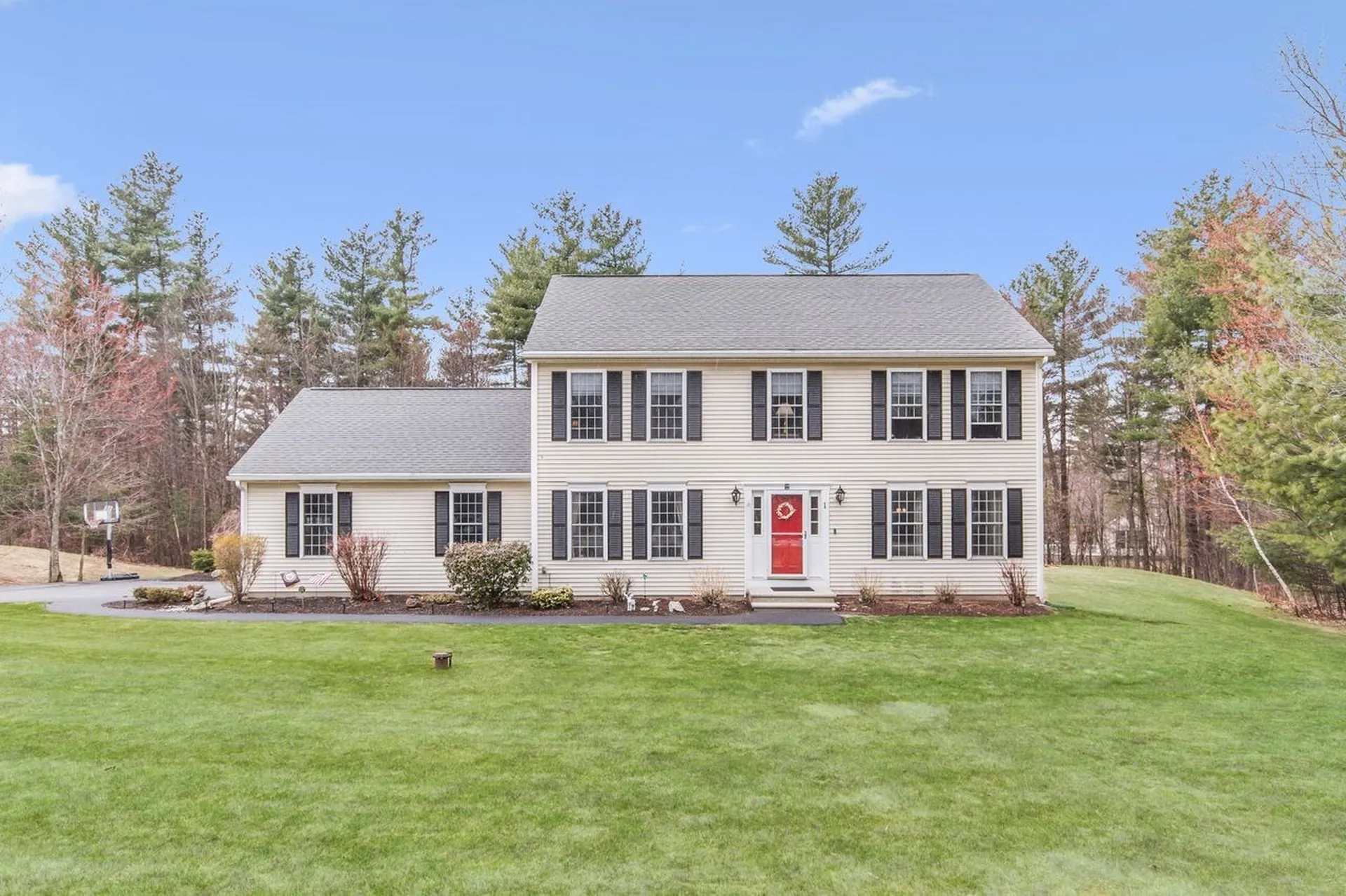 1 Stone Court Milford NH 03055
