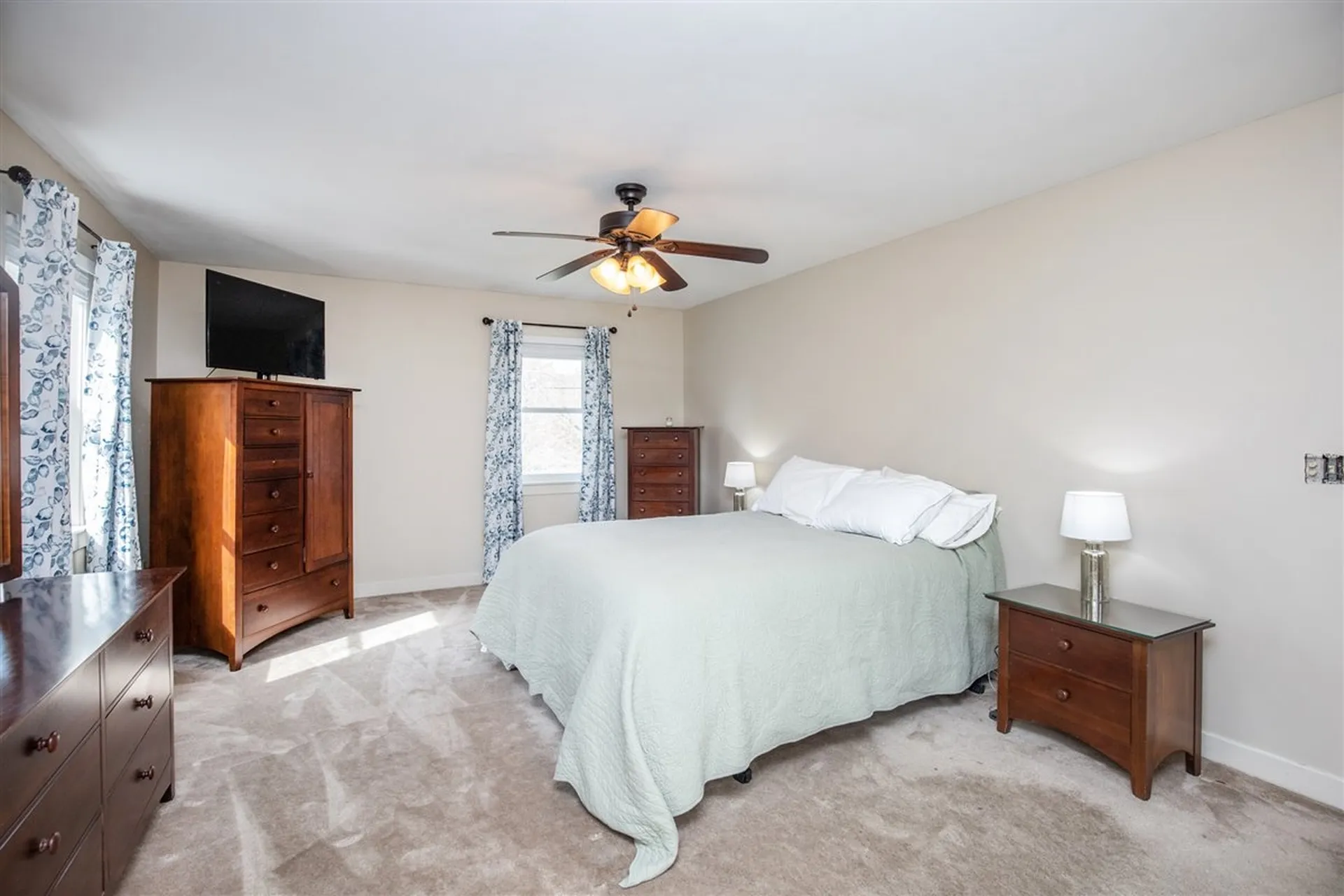 43 Haverhill Road Salem NH 03079