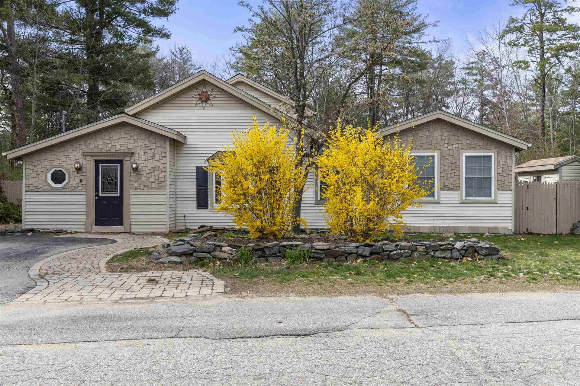 8 Berry Street Rochester NH 03867