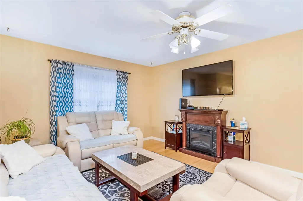 17 Raspberry Court Milton VT 05468
