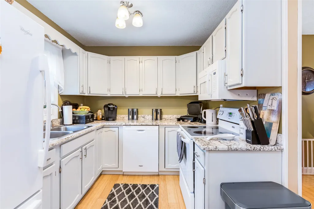 17 Raspberry Court Milton VT 05468