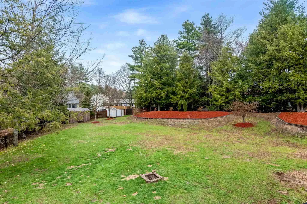 17 Raspberry Court Milton VT 05468