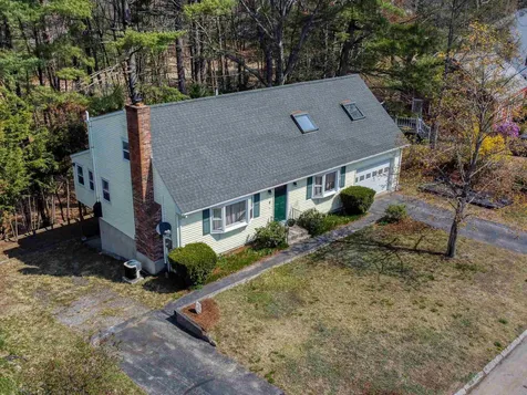 6 Gettysburg Drive Nashua NH 03064