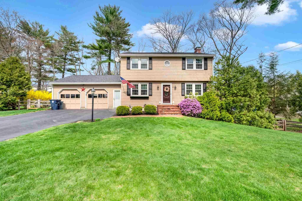 29 Woodland Drive Nashua NH 03063