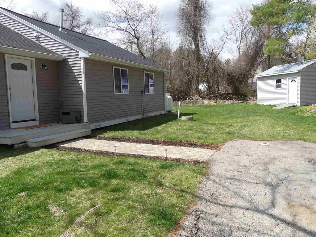 3 Mckinley Avenue Derry NH 03038