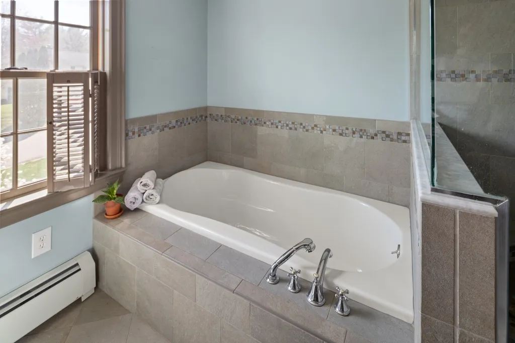 264 Littlefield Drive Shelburne VT 05482