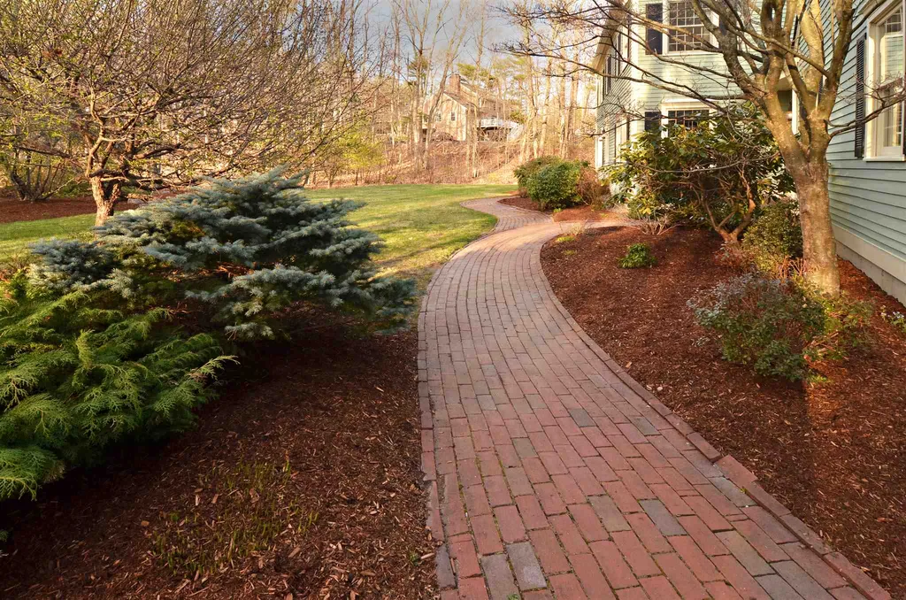 55 Oriole Drive Bedford NH 03110