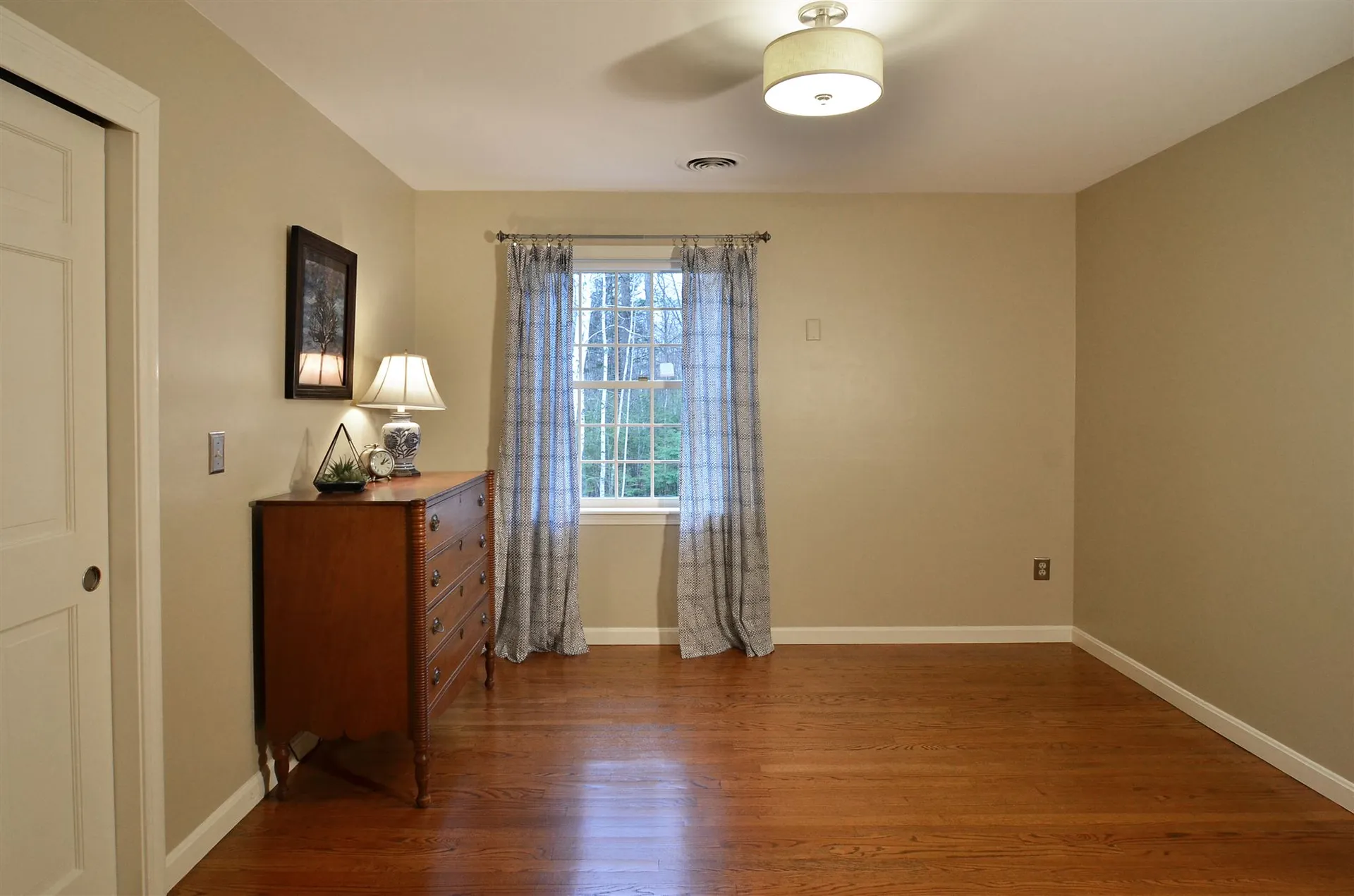 55 Oriole Drive Bedford NH 03110