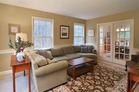 55 Oriole Drive Bedford NH 03110