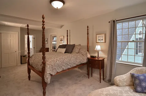 55 Oriole Drive Bedford NH 03110