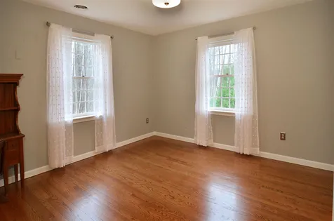 55 Oriole Drive Bedford NH 03110