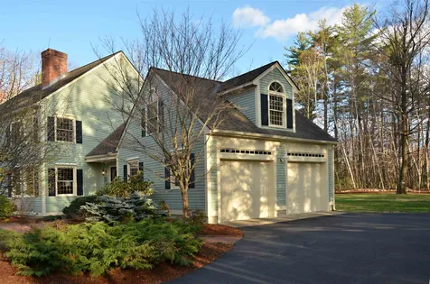 55 Oriole Drive Bedford NH 03110