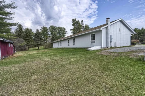 467 Sunapee Street Newport NH 03773