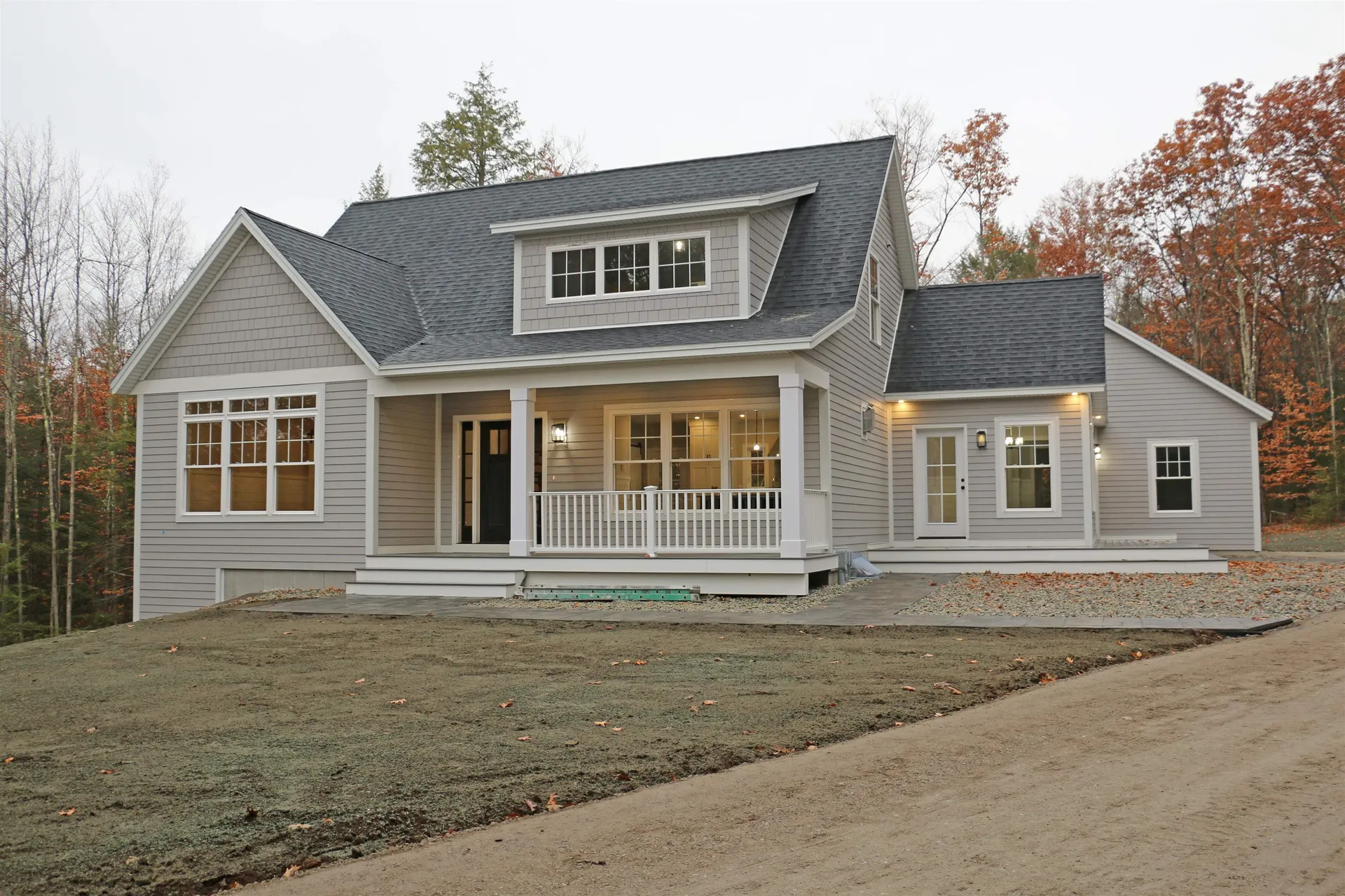 10 Dutton Circle Mont Vernon NH 03057