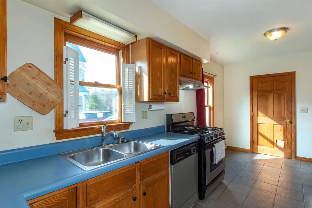 109 Pickering Road Rochester NH 03839-4644