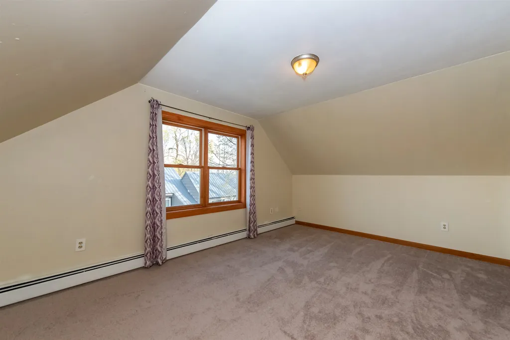 109 Pickering Road Rochester NH 03839-4644