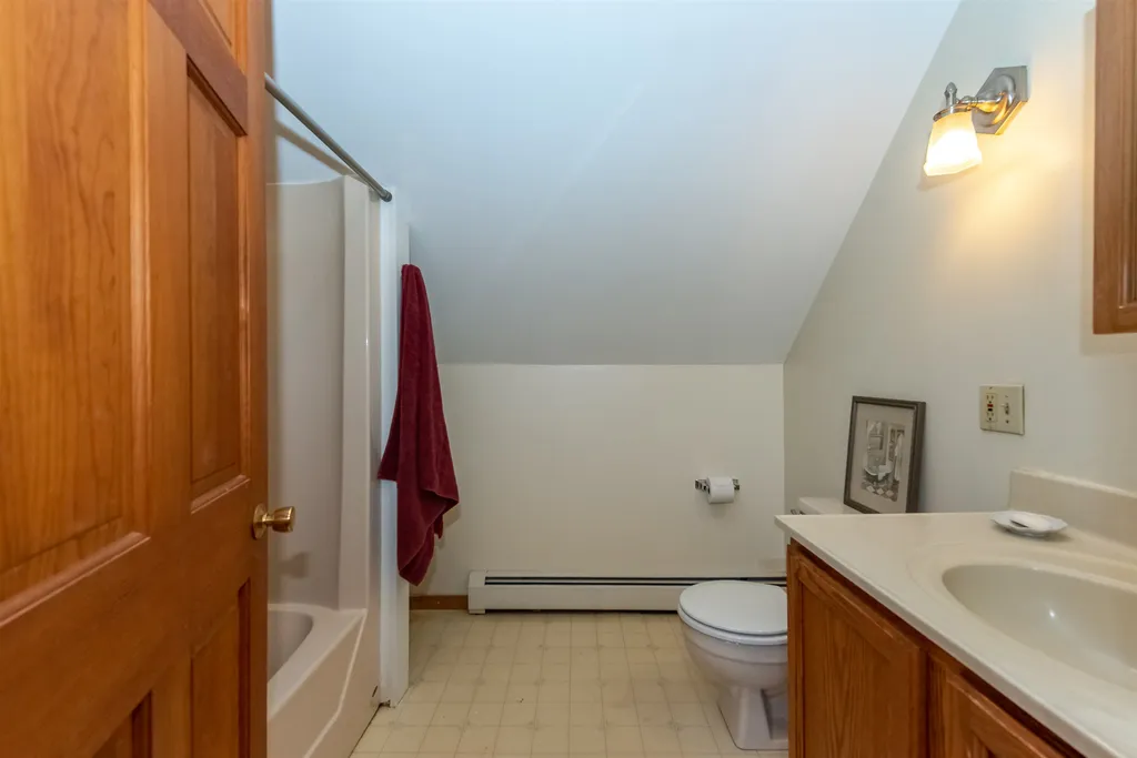 109 Pickering Road Rochester NH 03839-4644