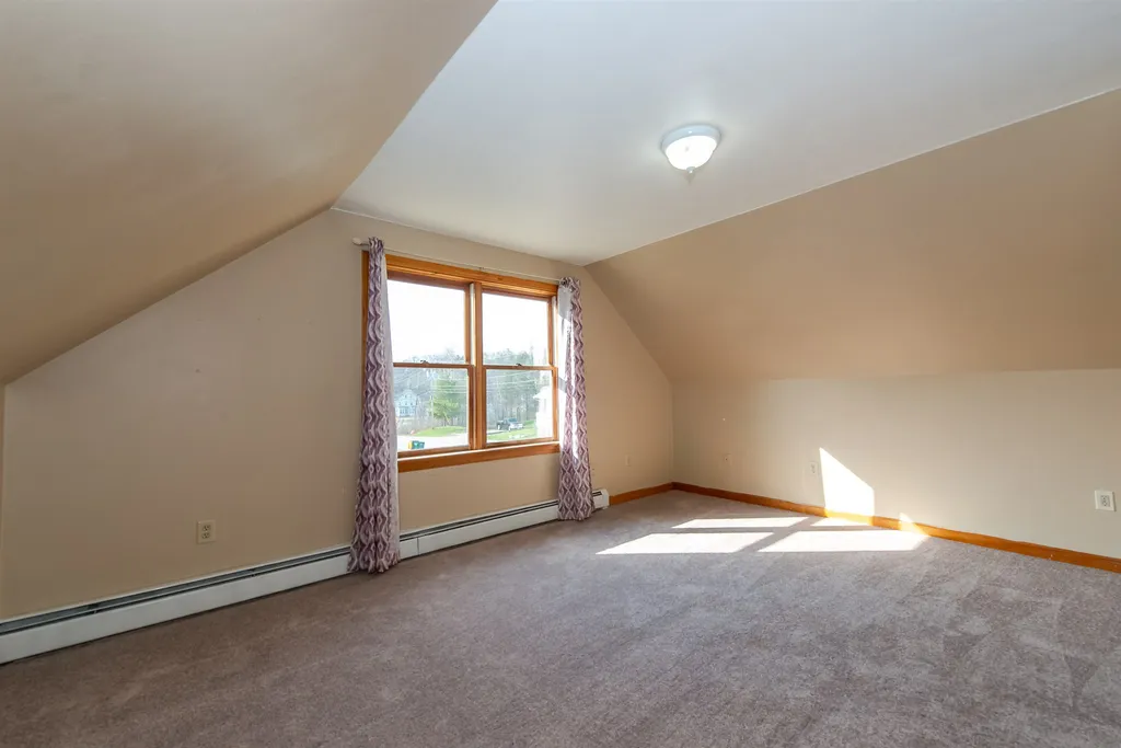 109 Pickering Road Rochester NH 03839-4644