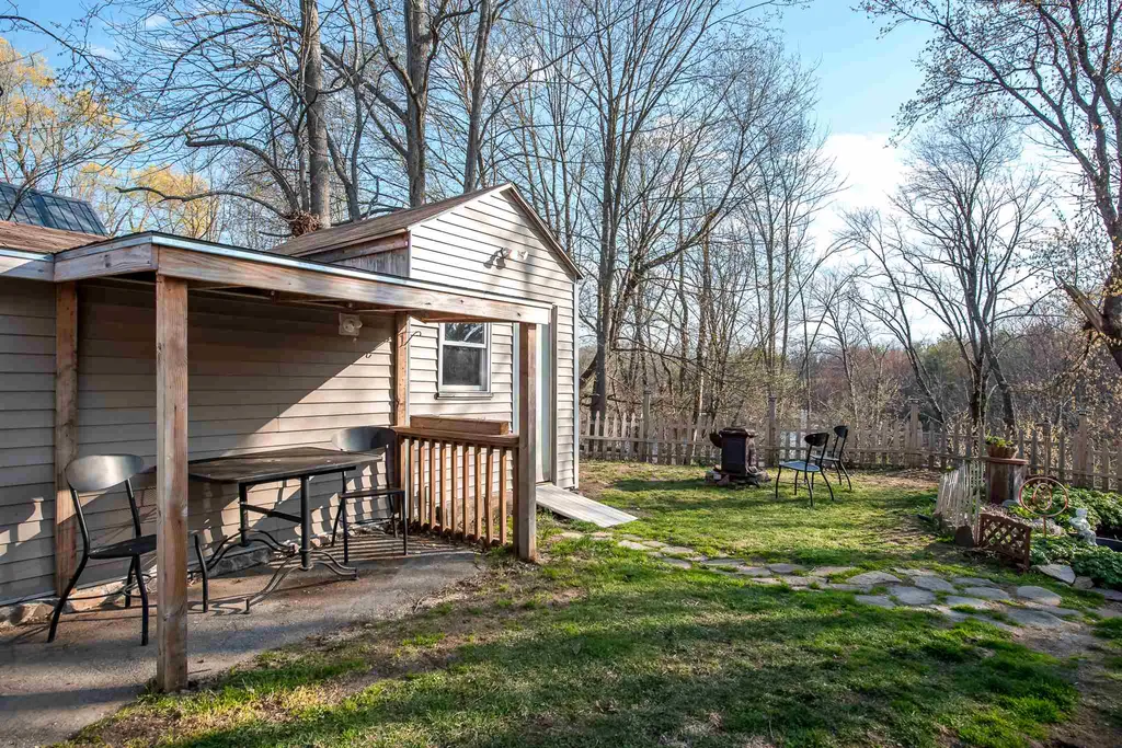 109 Pickering Road Rochester NH 03839-4644