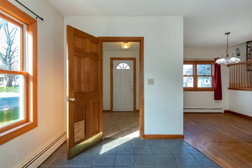 109 Pickering Road Rochester NH 03839-4644