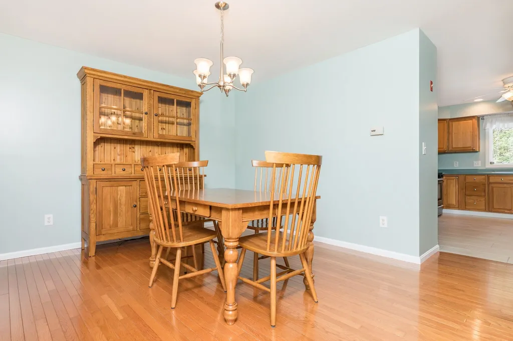 84 Highland Ridge Road Barrington NH 03825-5012